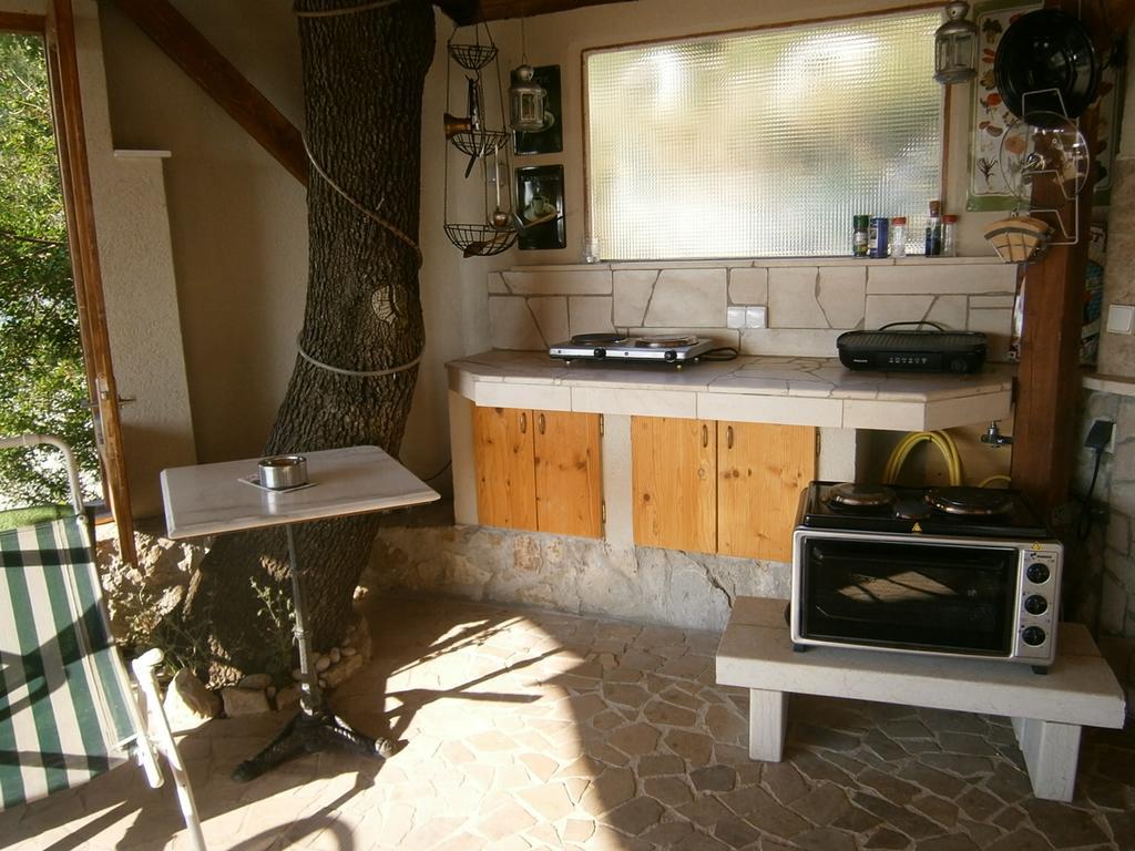 Studios Peric Sveti Stefan Luaran gambar