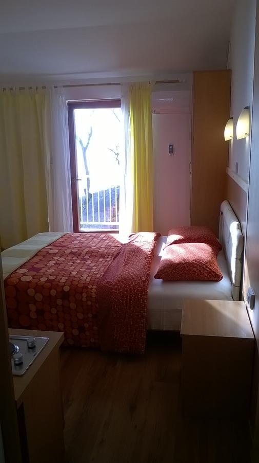 Studios Peric Sveti Stefan Luaran gambar