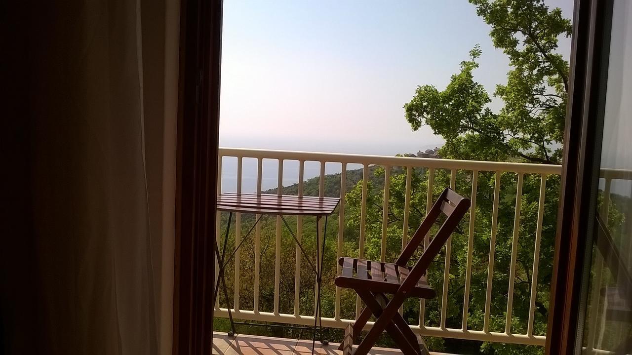 Studios Peric Sveti Stefan Luaran gambar