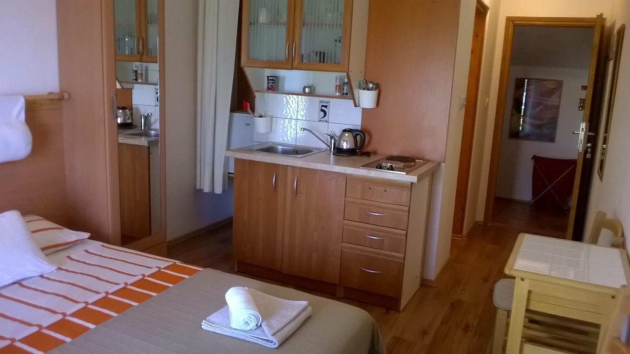 Studios Peric Sveti Stefan Luaran gambar