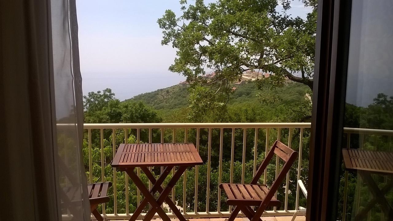 Studios Peric Sveti Stefan Luaran gambar